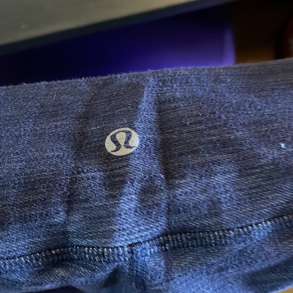 Lululemon crop - Picture 3 of 3
